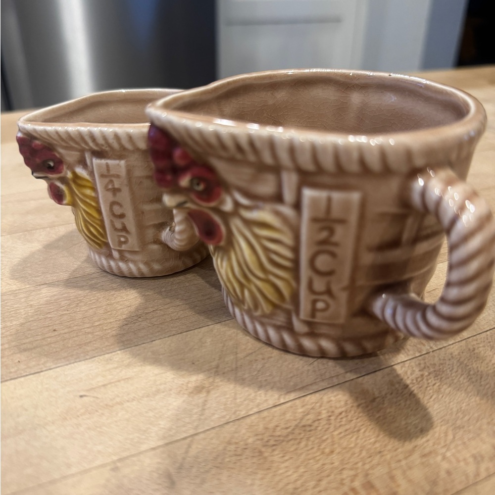 Vintage Rooster Measuring Cups - Picture 3 of 4